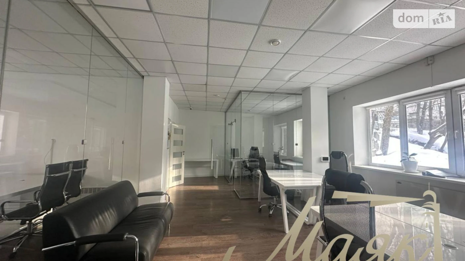 Сдается в аренду офис 92 кв. м в бизнес-центре, цена: 1800 $ - фото 5