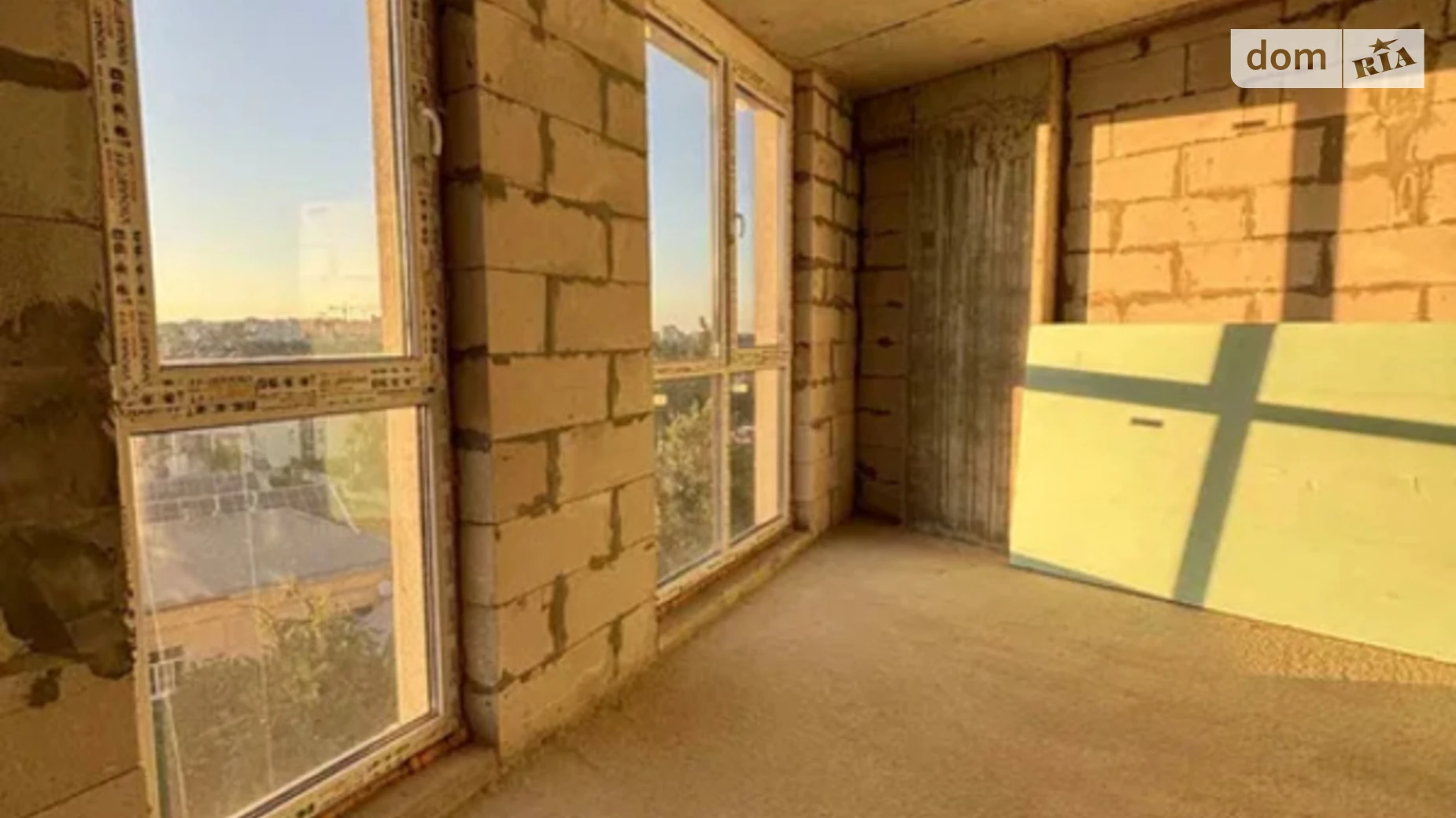 Продається 2-кімнатна квартира 79.1 кв. м у Львові, вул. Новознесенська, 1 - фото 2