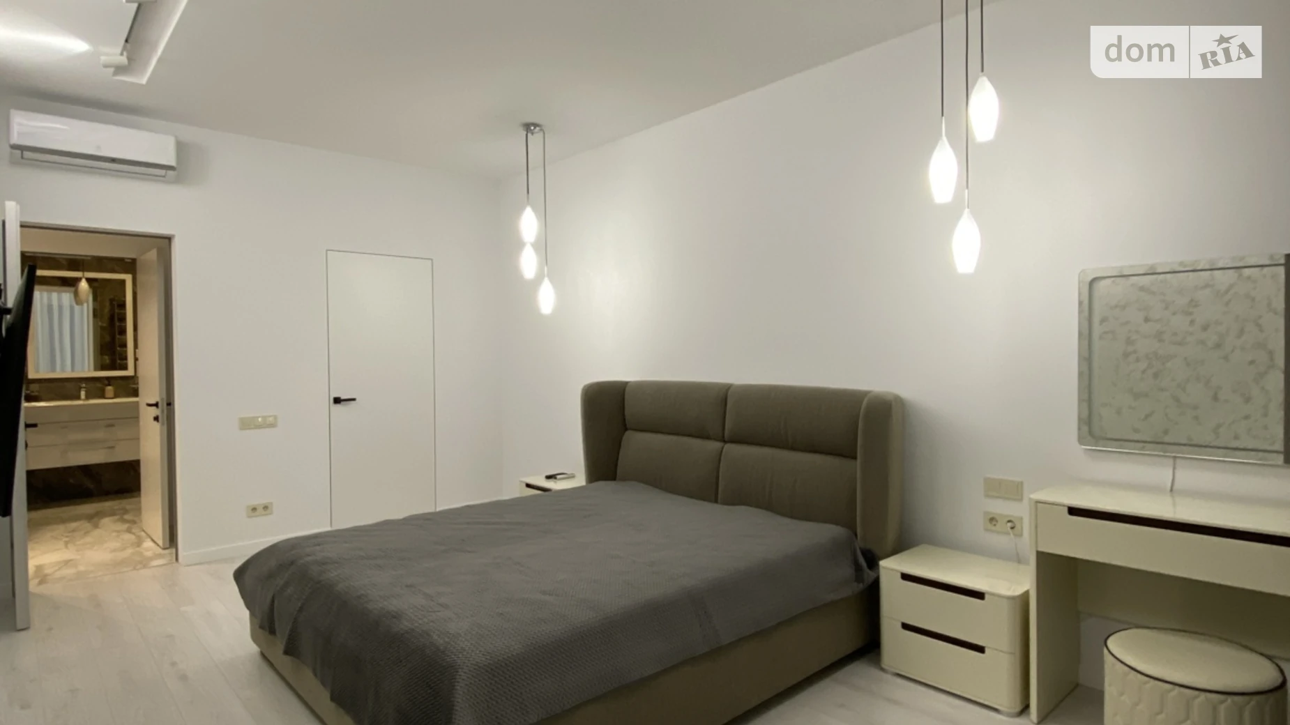 Сдается в аренду 2-комнатная квартира 91.4 кв. м в Киеве, ул. Саперное Поле, 3 - фото 2