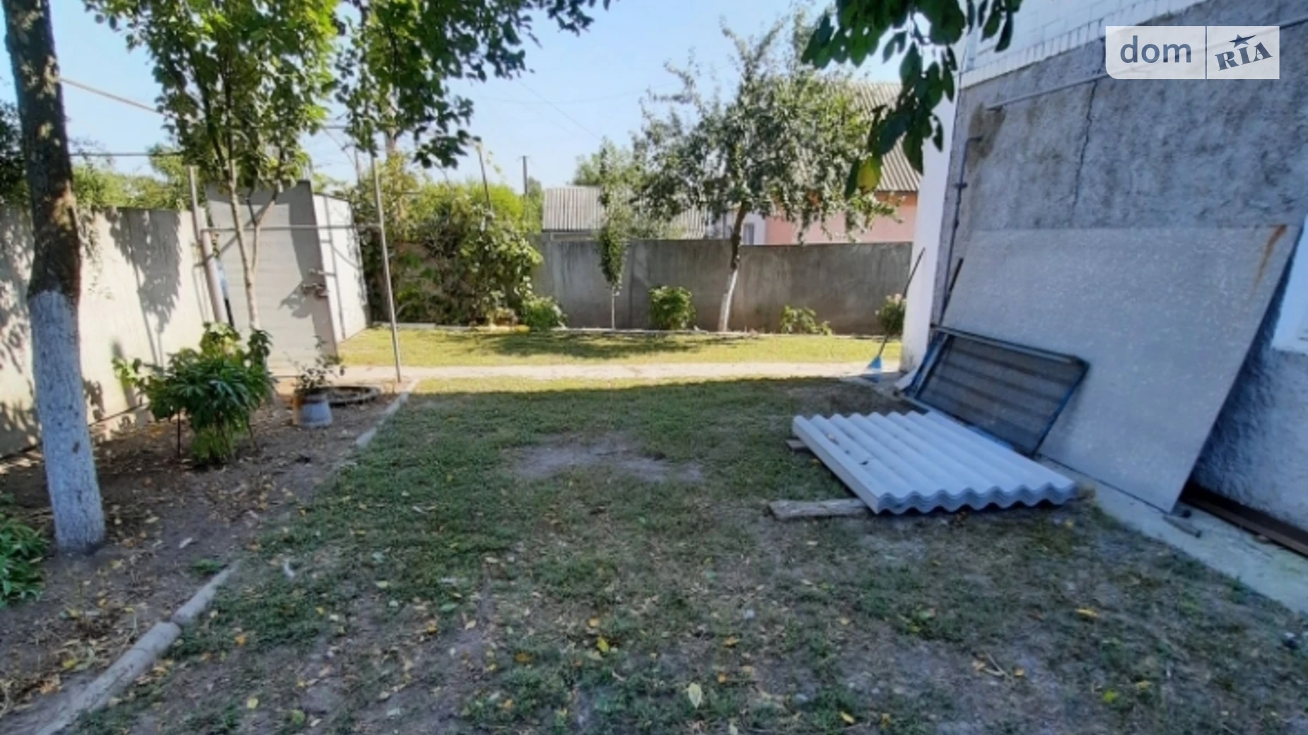 Продается дом на 2 этажа 215.6 кв. м с бассейном, цена: 40000 $ - фото 2