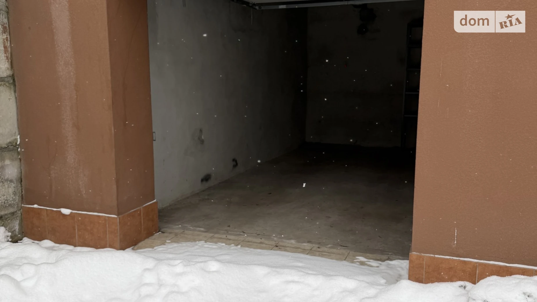 Продается место в гаражном кооперативе под легковое авто на 24 кв. м, цена: 18500 $ - фото 2