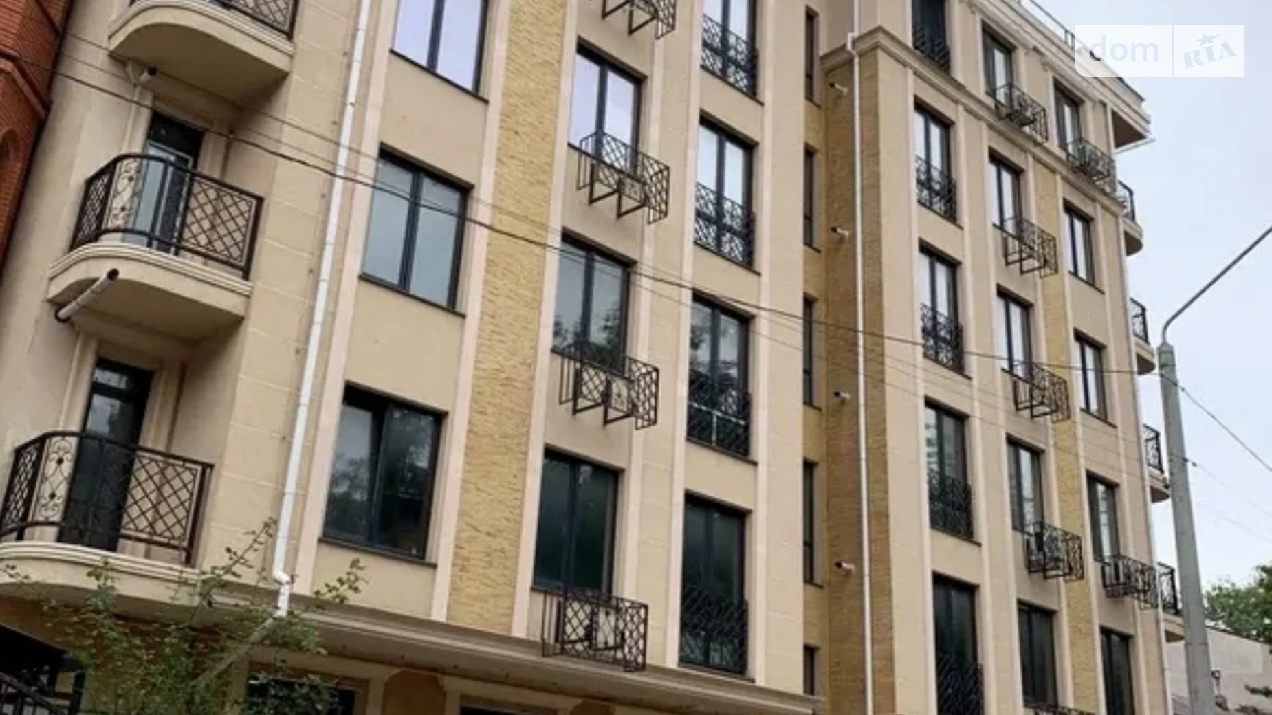Продається офіс 137.7 кв. м в бізнес-центрі, цена: 135000 $ - фото 2