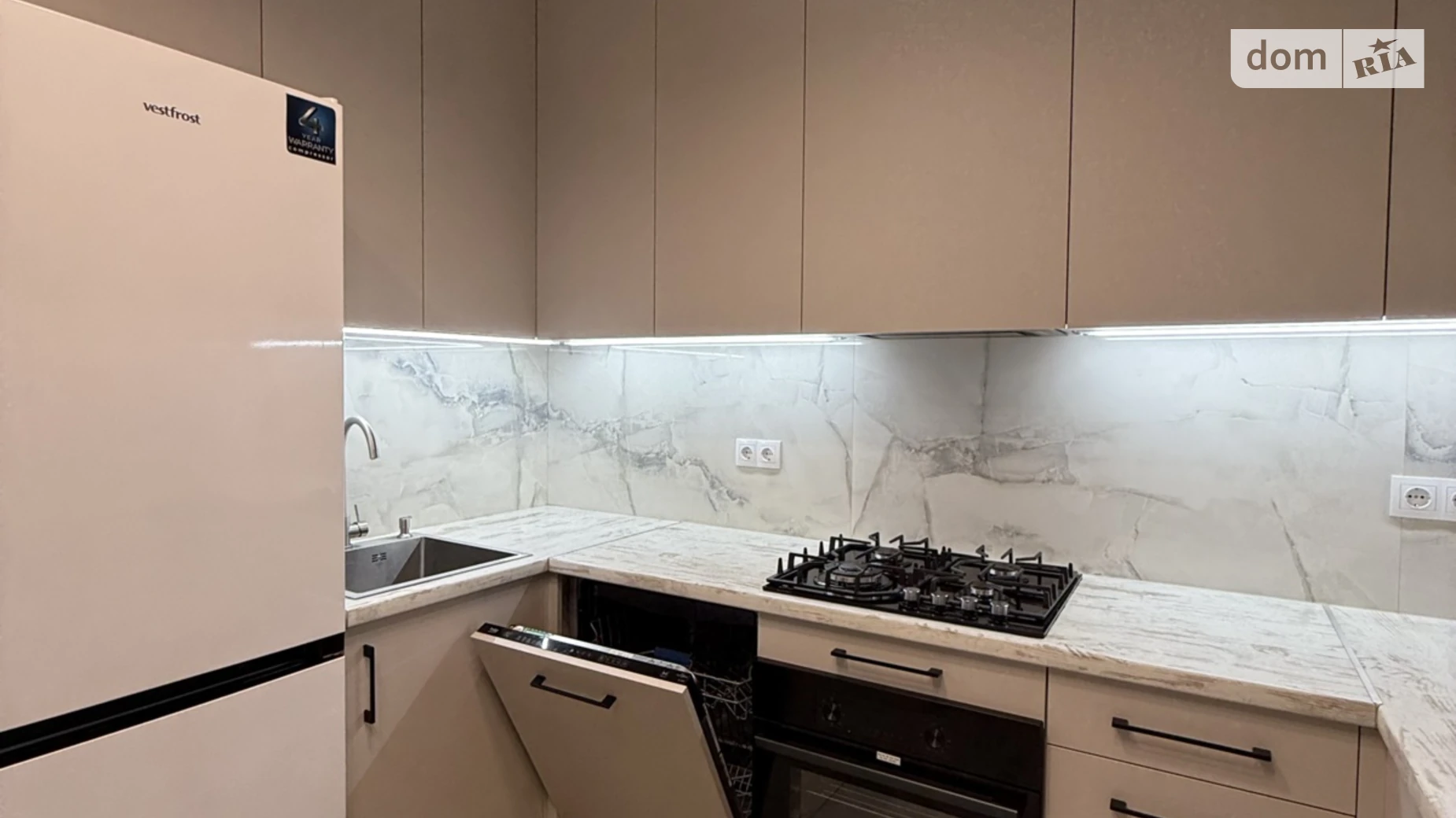 Продается 2-комнатная квартира 63.9 кв. м в, цена: 85000 $ - фото 2