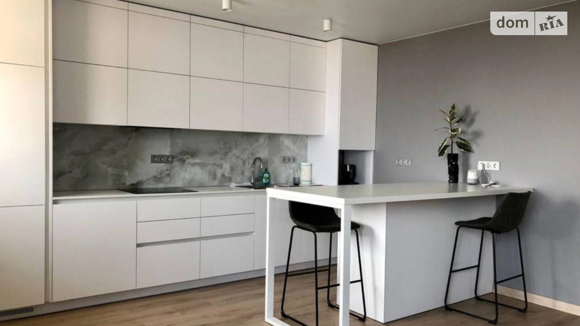 Продается 2-комнатная квартира 80 кв. м в Киеве, ул. Коперника, 3 - фото 2