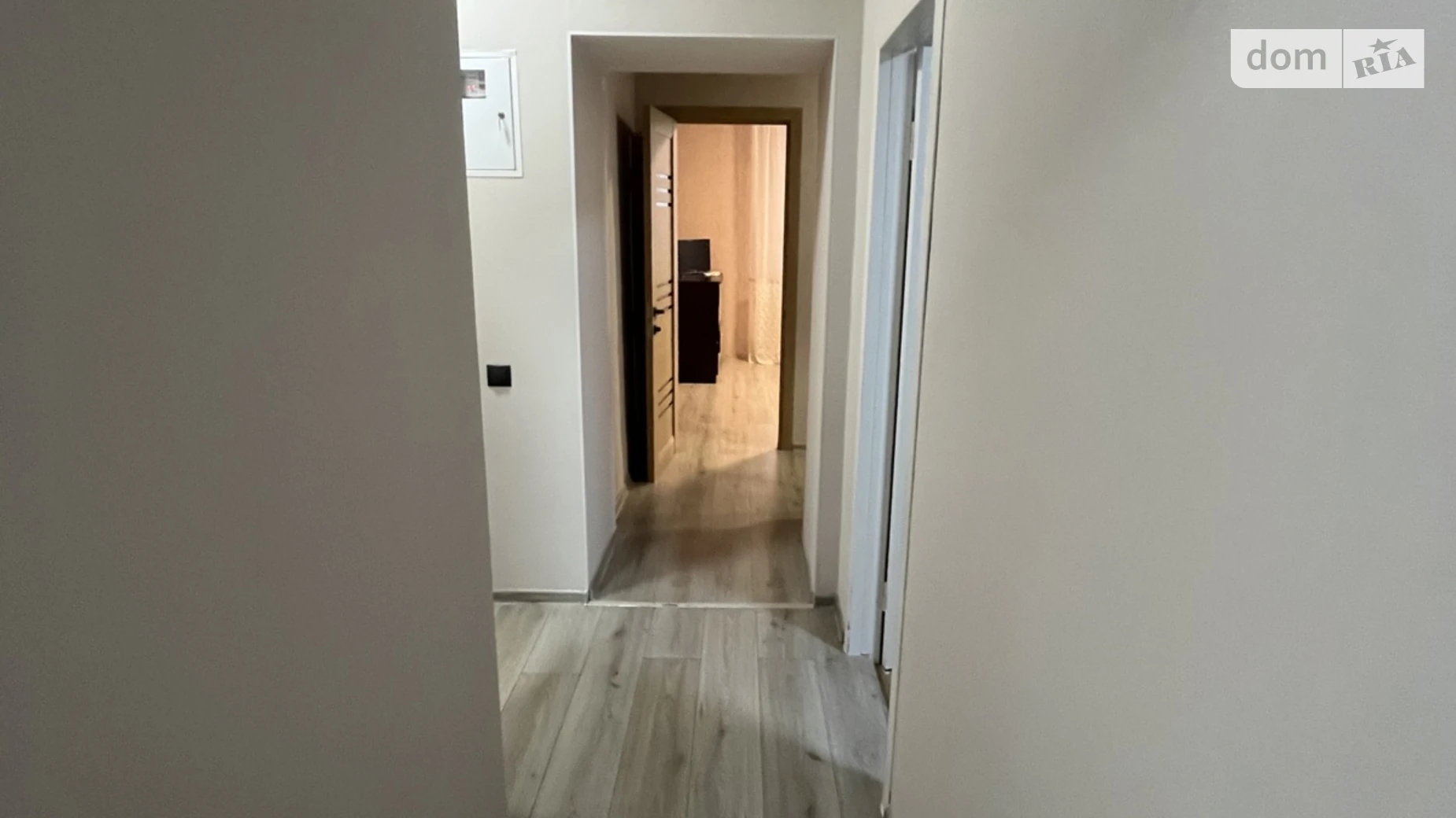 Продается 2-комнатная квартира 52 кв. м в, цена: 34500 $ - фото 3