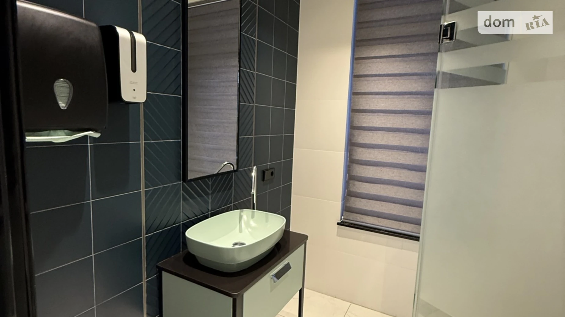 Здається в оренду приміщення вільного призначення 410 кв. м в 3-поверховій будівлі, цена: 4000 $ - фото 5