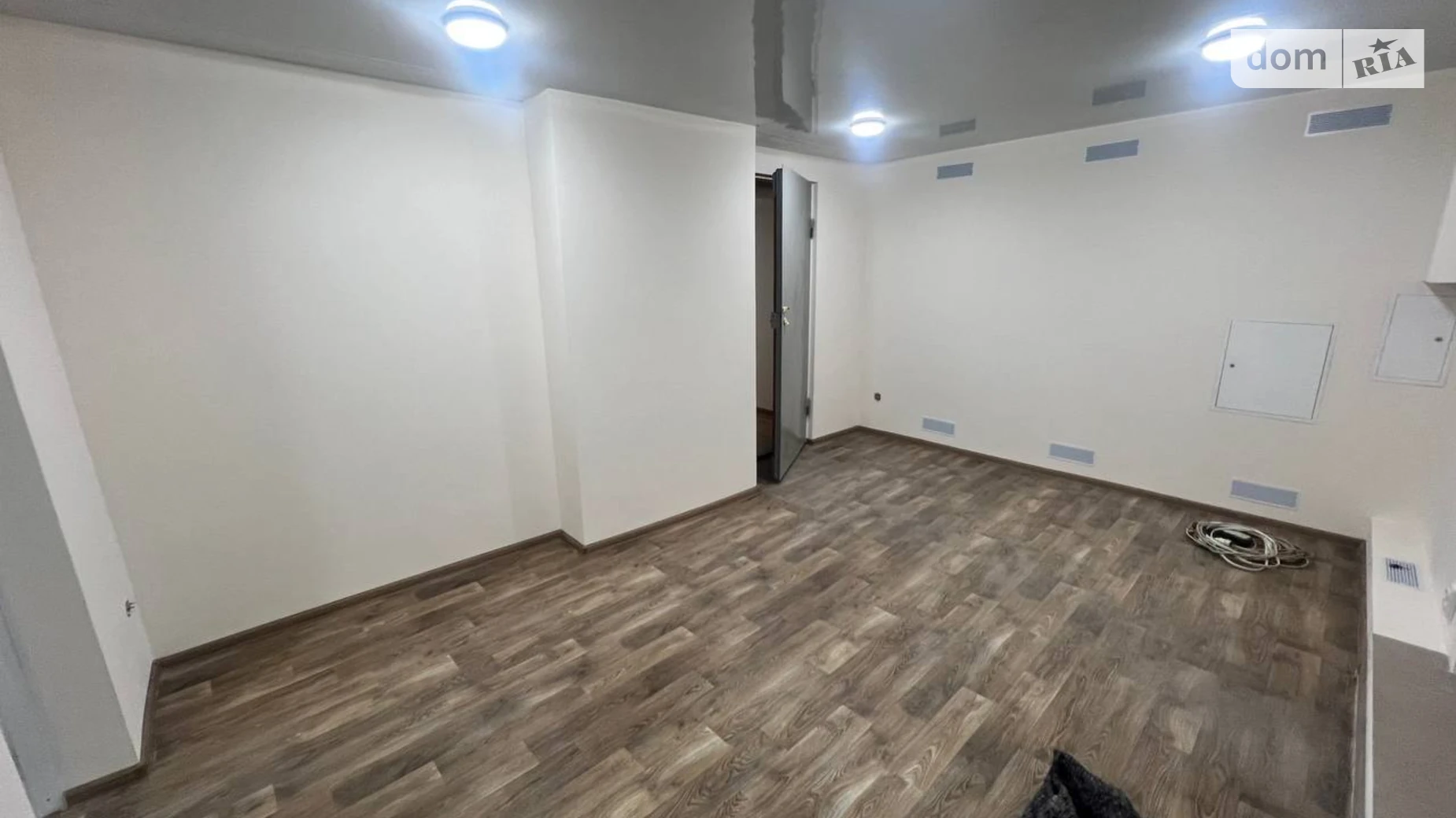 Сдается в аренду помещения свободного назначения 100 кв. м в 5-этажном здании, цена: 1400 $ - фото 4