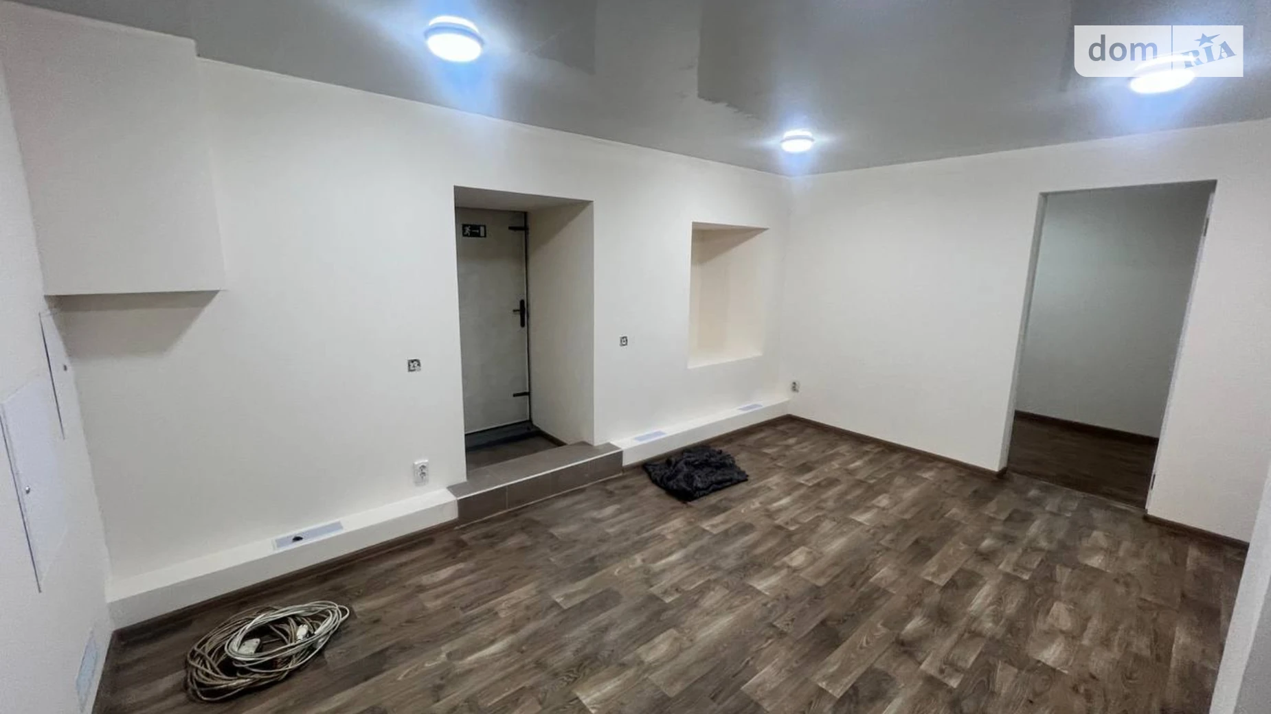 Сдается в аренду помещения свободного назначения 100 кв. м в 5-этажном здании, цена: 1400 $ - фото 5