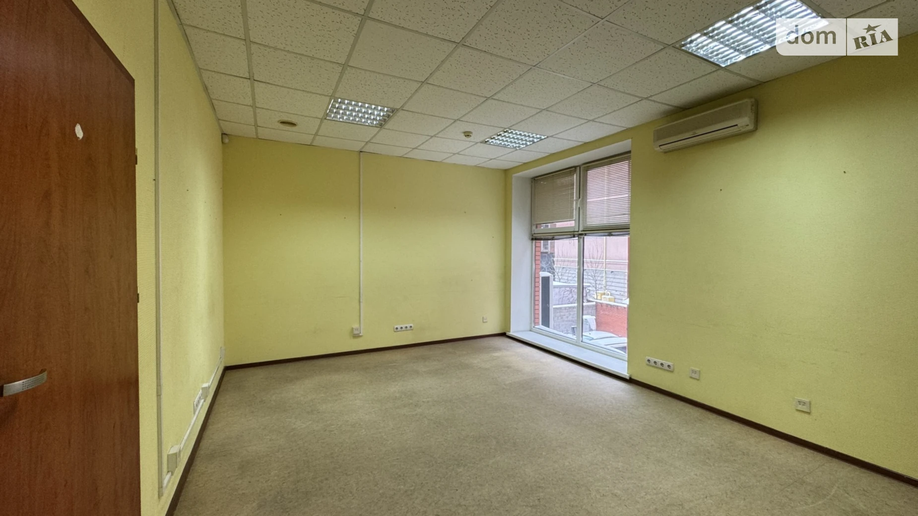 Сдается в аренду офис 21.2 кв. м в бизнес-центре, цена: 212 $ - фото 4