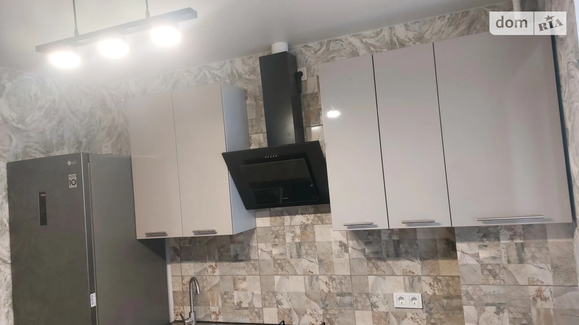 Продається 1-кімнатна квартира 38 кв. м у Полтаві, вул. Башкірцевої Марії, 20 корпус 2 - фото 3