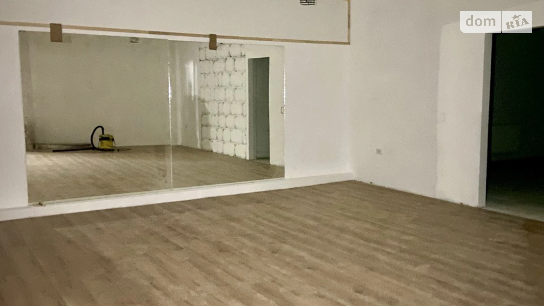 Сдается в аренду офис 70 кв. м в бизнес-центре, цена: 20000 грн - фото 3