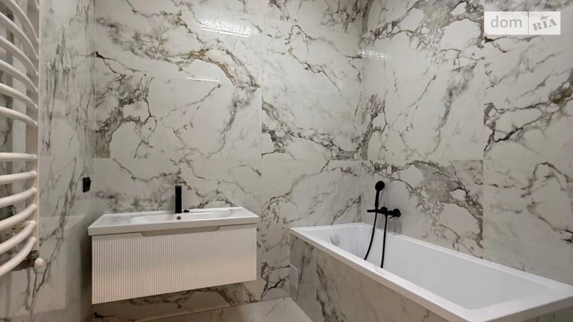 Продается 2-комнатная квартира 77 кв. м в Ужгороде, цена: 130000 $ - фото 3