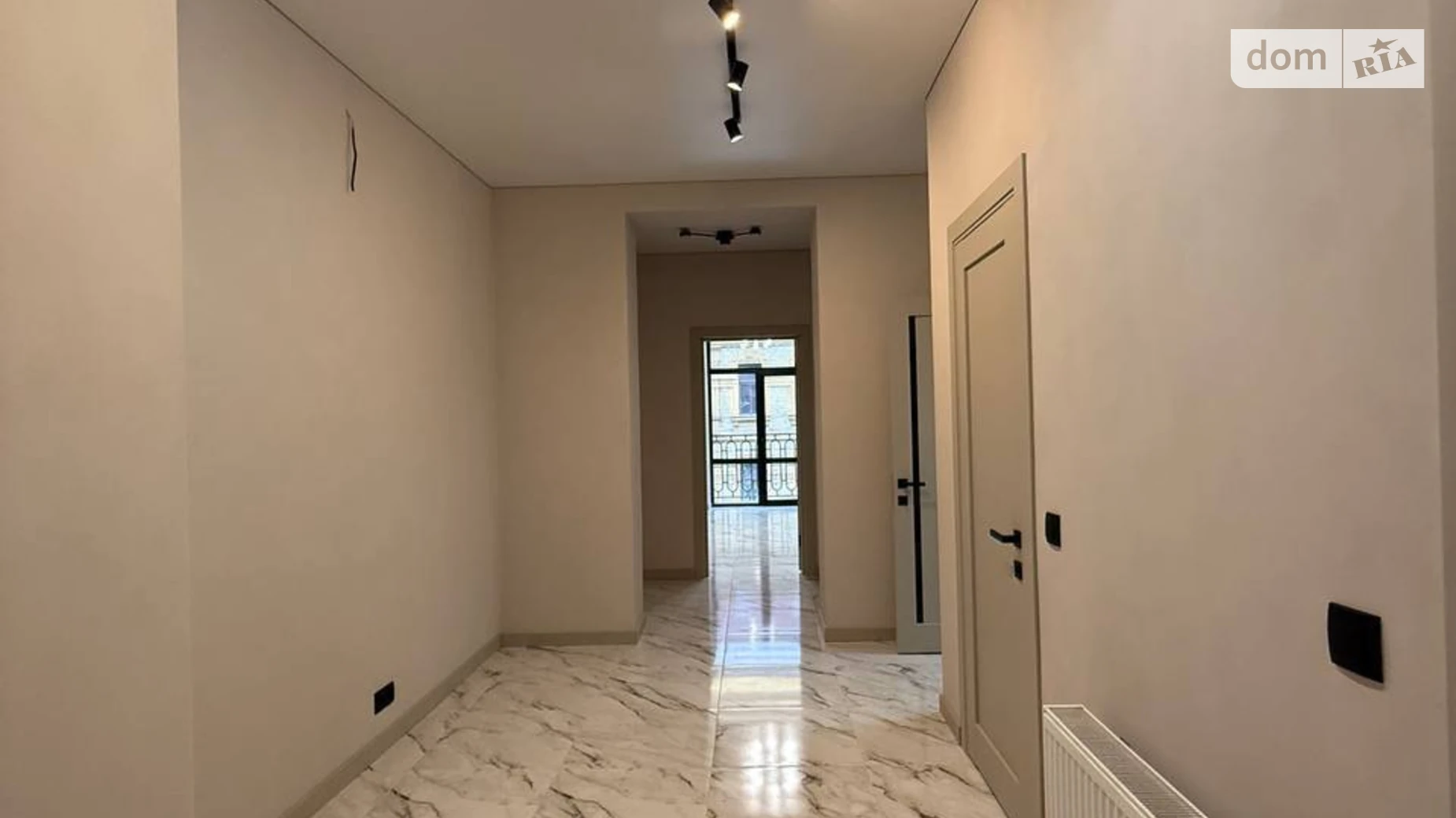 Продается 2-комнатная квартира 77 кв. м в Ужгороде, цена: 130000 $ - фото 5