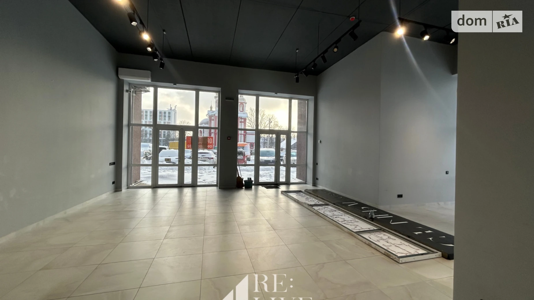Сдается в аренду помещения свободного назначения 92 кв. м в 12-этажном здании, цена: 40000 грн - фото 3