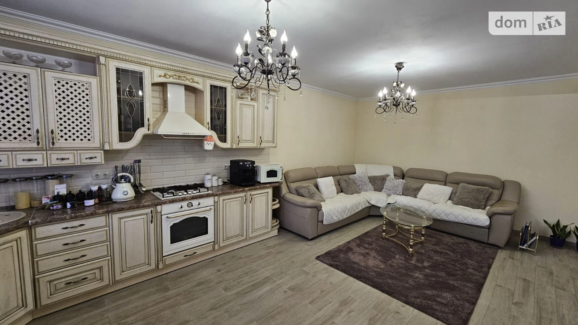 Сдается в аренду дом на 2 этажа 294.4 кв. м с мебелью, цена: 1000 $ - фото 2