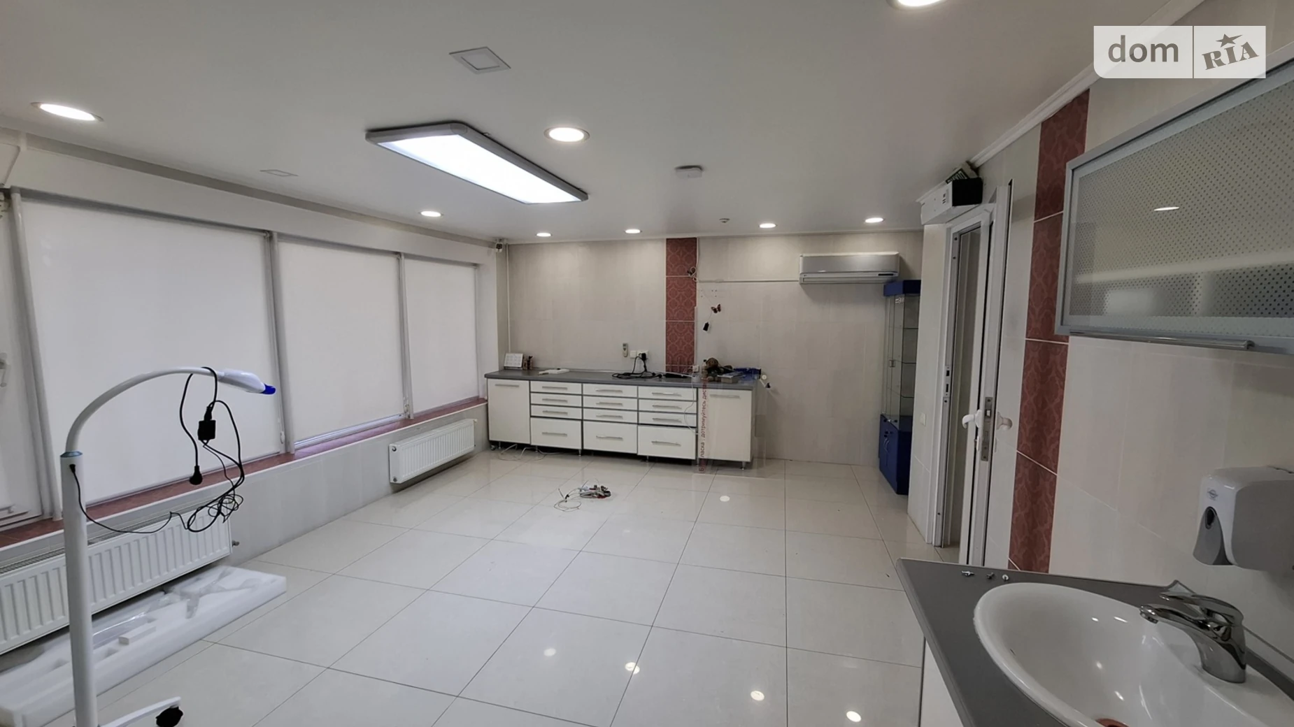 Сдается в аренду объект сферы услуг 192 кв. м в 2-этажном здании, цена: 2880 $ - фото 5