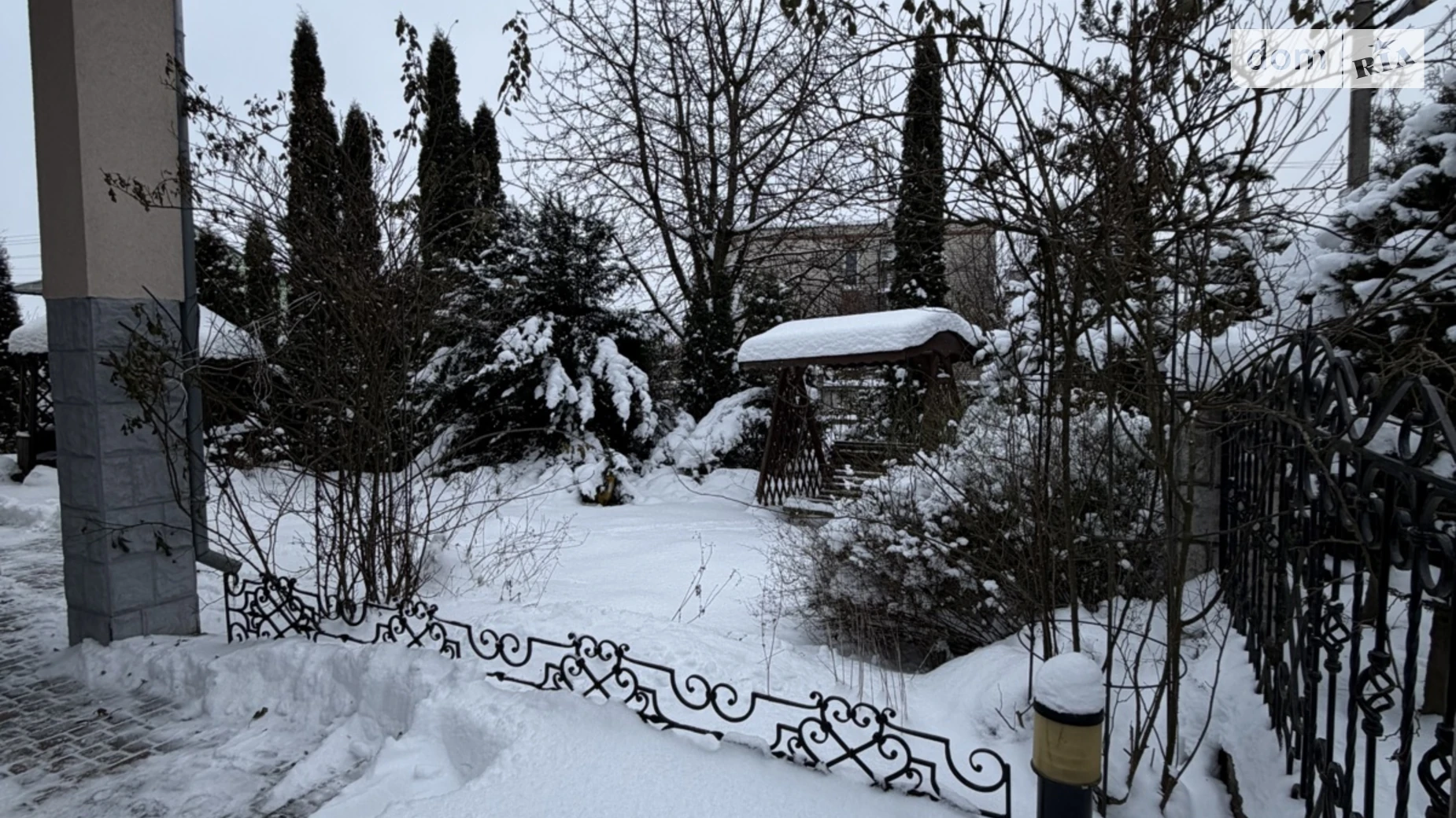 Продается дом на 2 этажа 237.8 кв. м с террасой, цена: 110000 $ - фото 2