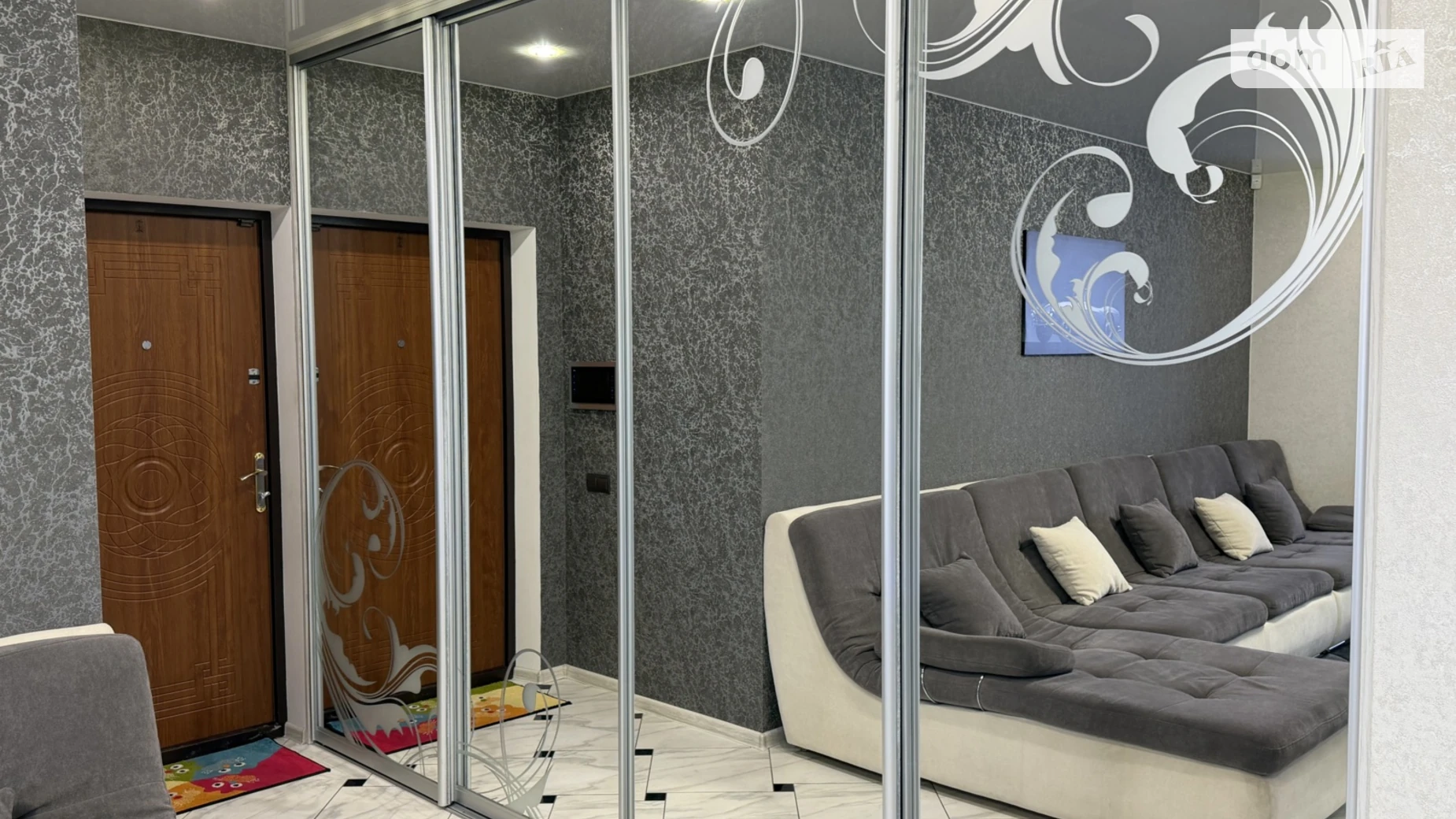 Продается 3-комнатная квартира 100 кв. м в Виннице, ул. Пирогова, 76Б - фото 3