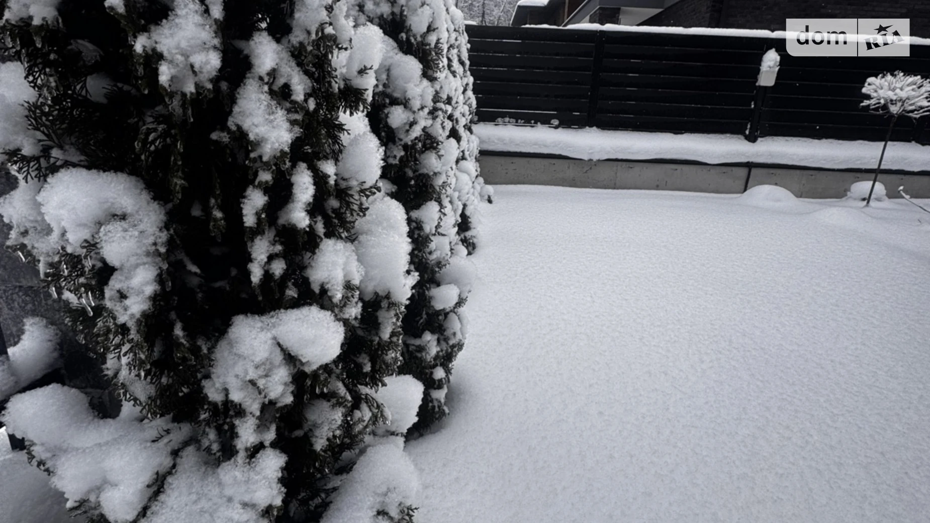 Продается дом на 2 этажа 180 кв. м с камином, цена: 320000 $ - фото 2