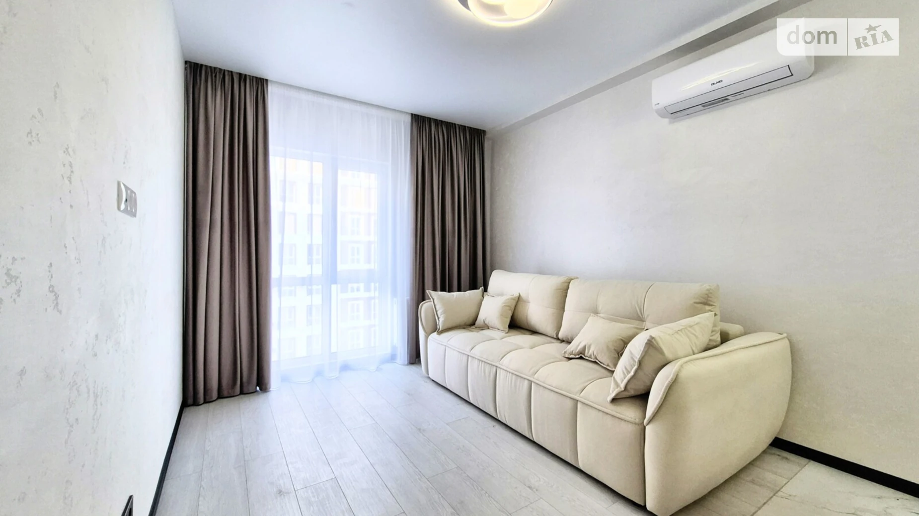 Продається 1-кімнатна квартира 42 кв. м у Києві, вул. Михайла Максимовича, 26Д - фото 2