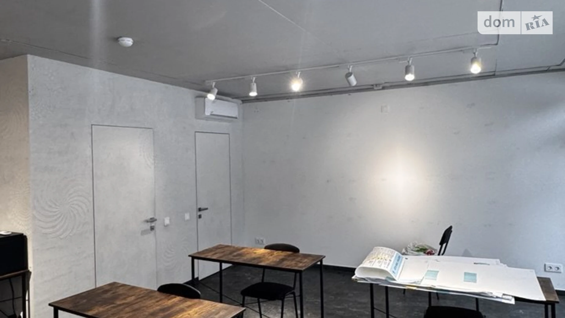 Здається в оренду приміщення вільного призначення 40 кв. м в 9-поверховій будівлі, цена: 550 $ - фото 4