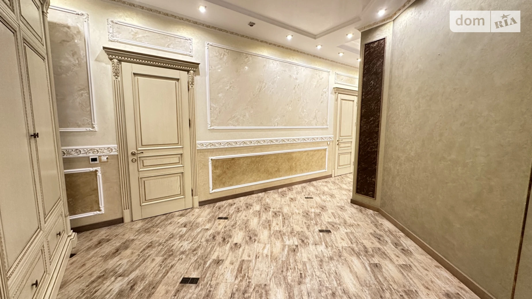 Продается 3-комнатная квартира 111.6 кв. м в Петропавловской Борщаговке, ул. Борщаговская, 30А - фото 3