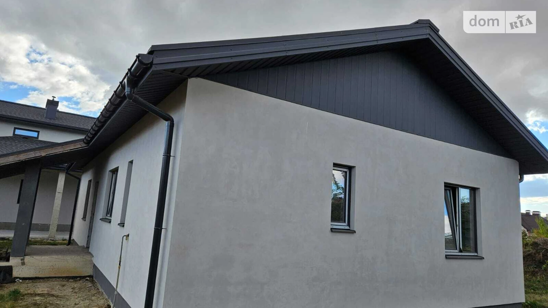 Продается одноэтажный дом 120 кв. м с мансардой, цена: 150000 $ - фото 2