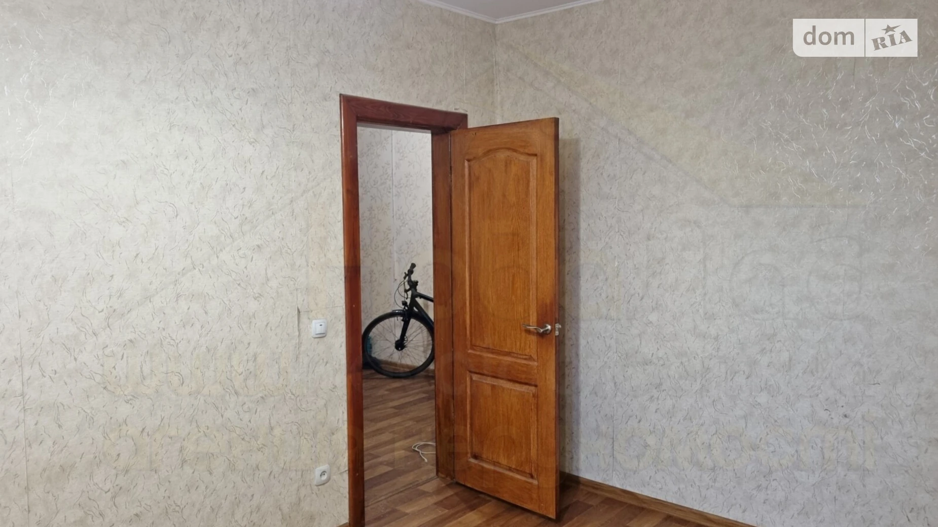 Продается 3-комнатная квартира 71 кв. м в Чернигове, ул. 1-й танковой бригады(Генерала Белова) - фото 2