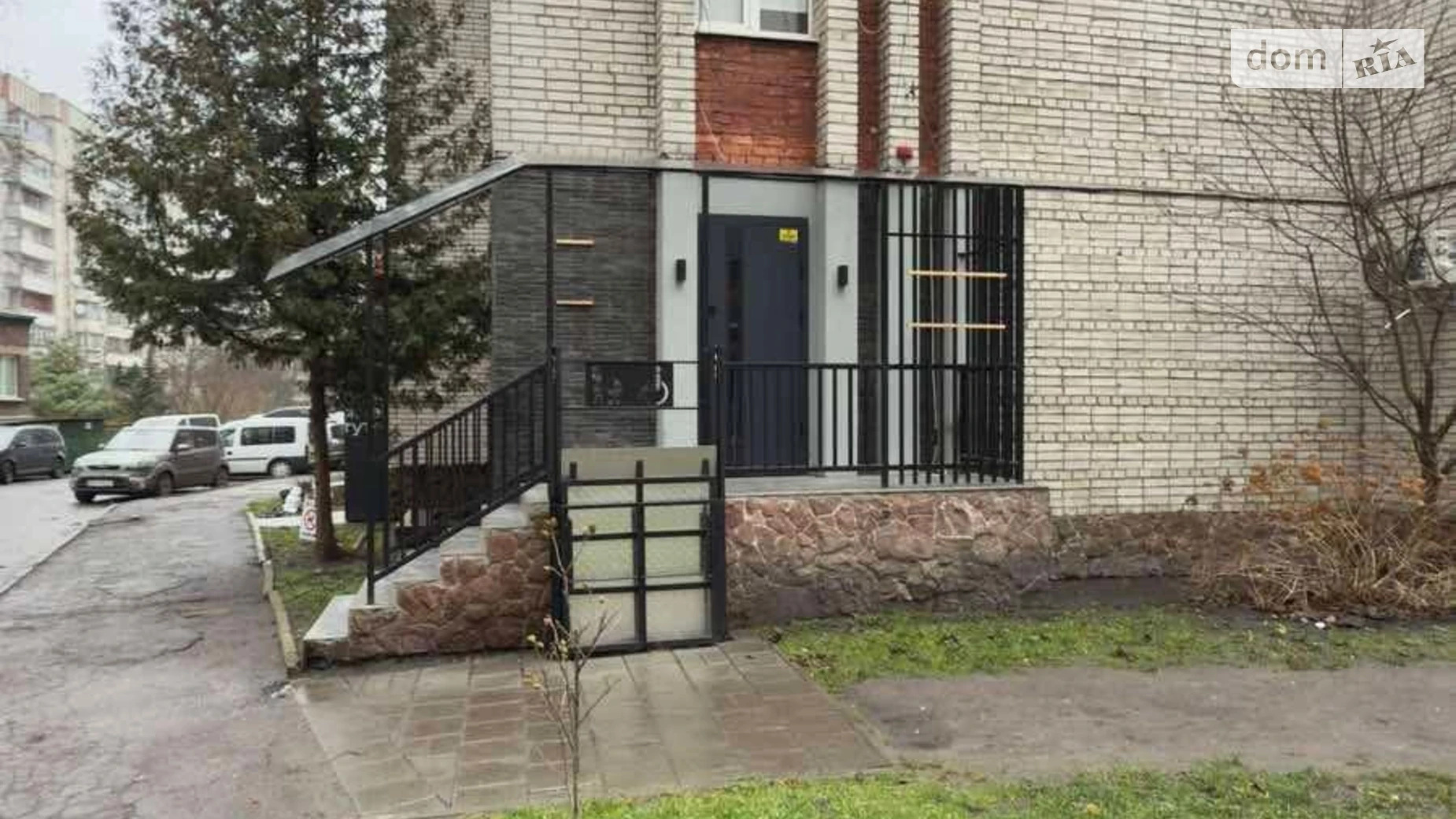 Продается помещения свободного назначения 106 кв. м в 9-этажном здании, цена: 140000 $ - фото 2