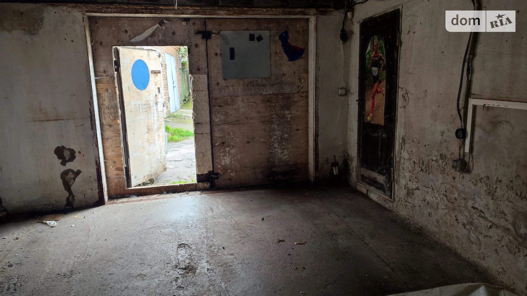 Сдается в аренду отдельно стоящий гараж под легковое авто на 20 кв. м, цена: 2000 грн - фото 3