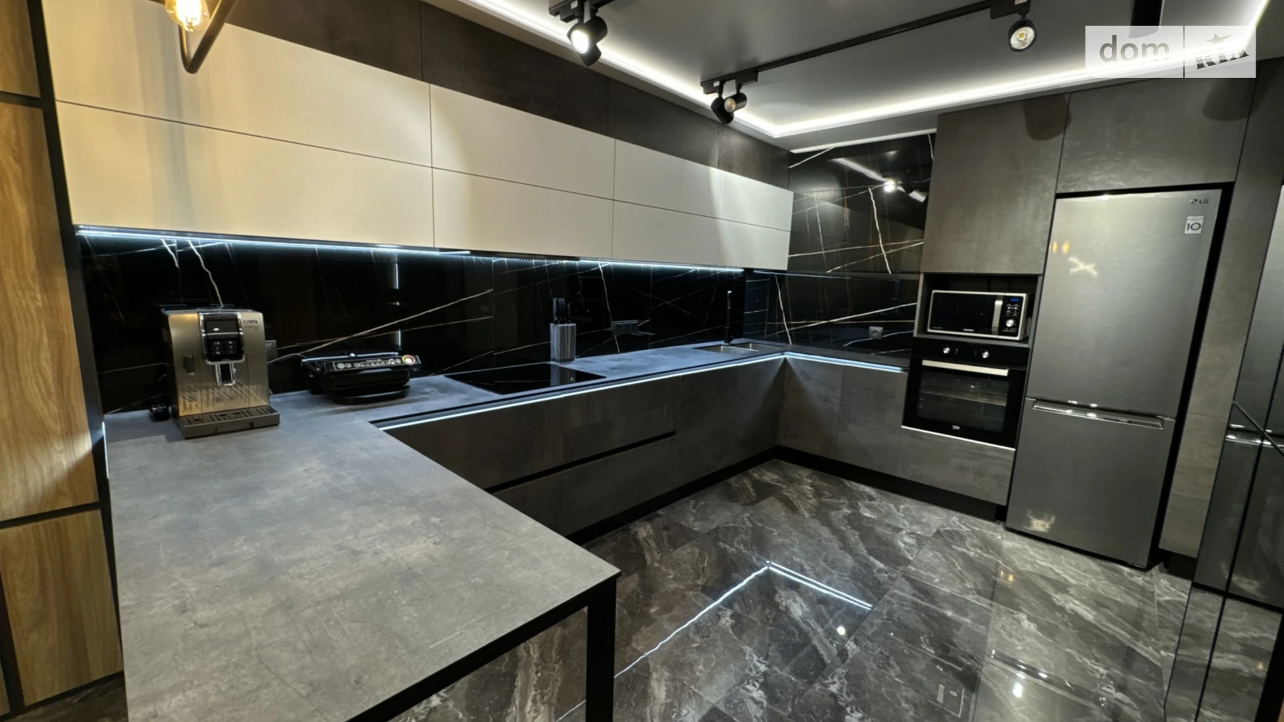 3-комнатная квартира 110 кв. м в Тернополе, просп. Бандеры Степана, 36 - фото 4