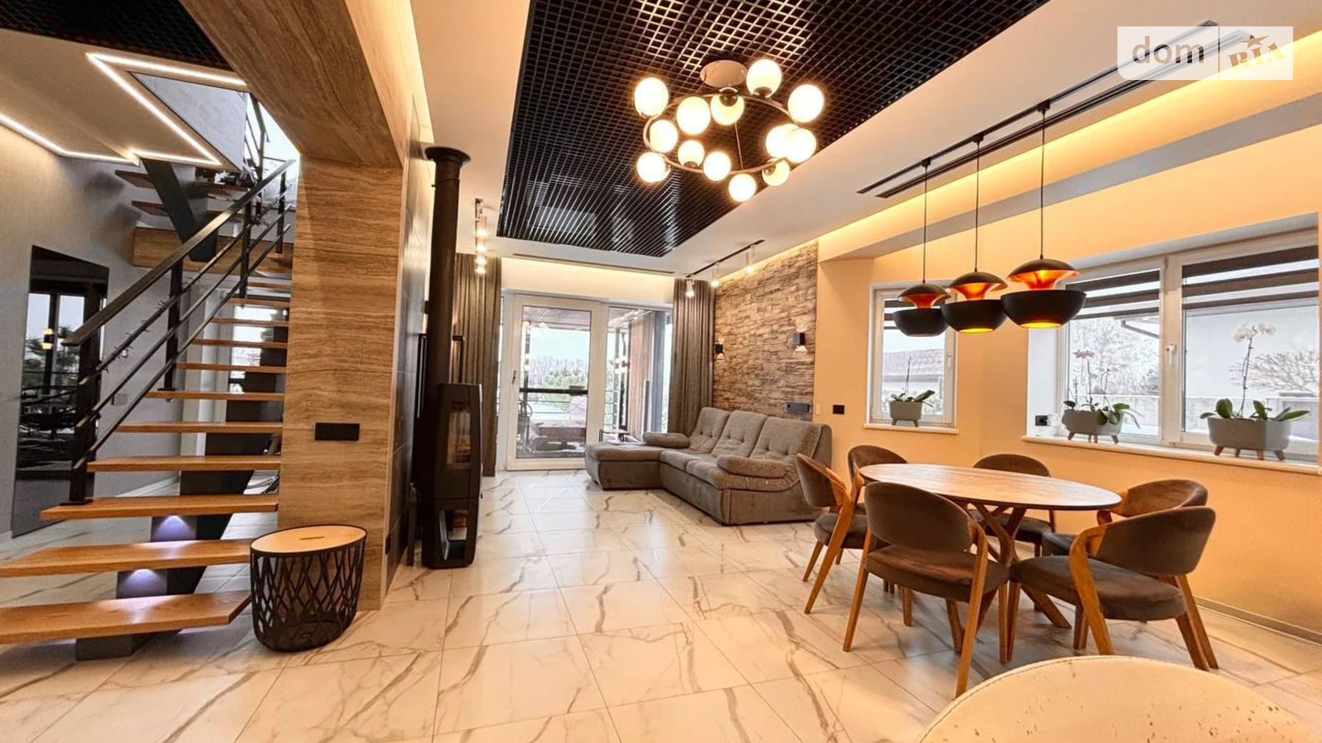 Продается дом на 2 этажа 166 кв. м с бассейном, цена: 685000 $ - фото 4