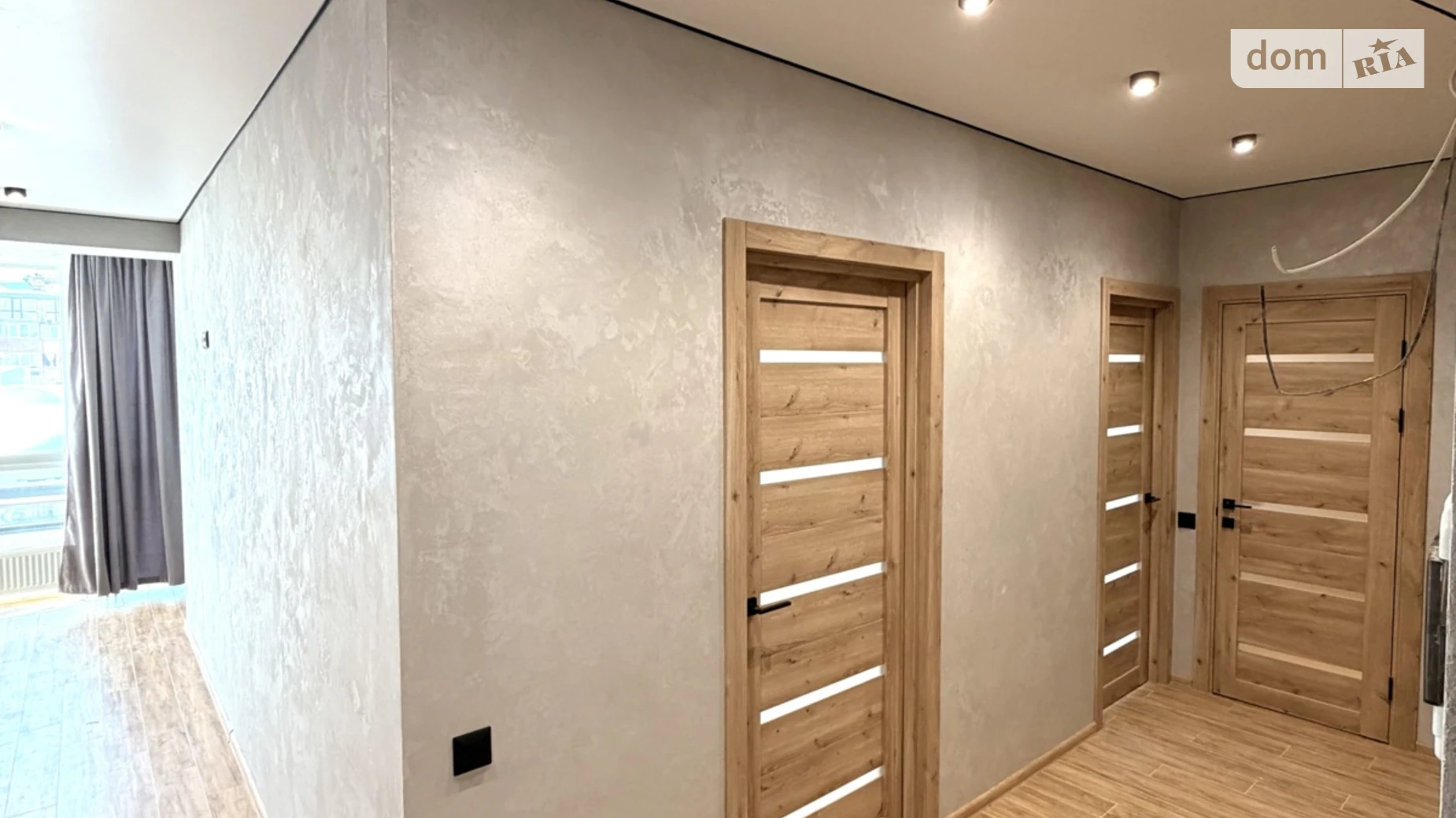 Продается 2-комнатная квартира 60 кв. м в Гостомеле, ул. Молодежная, 11/5 - фото 4