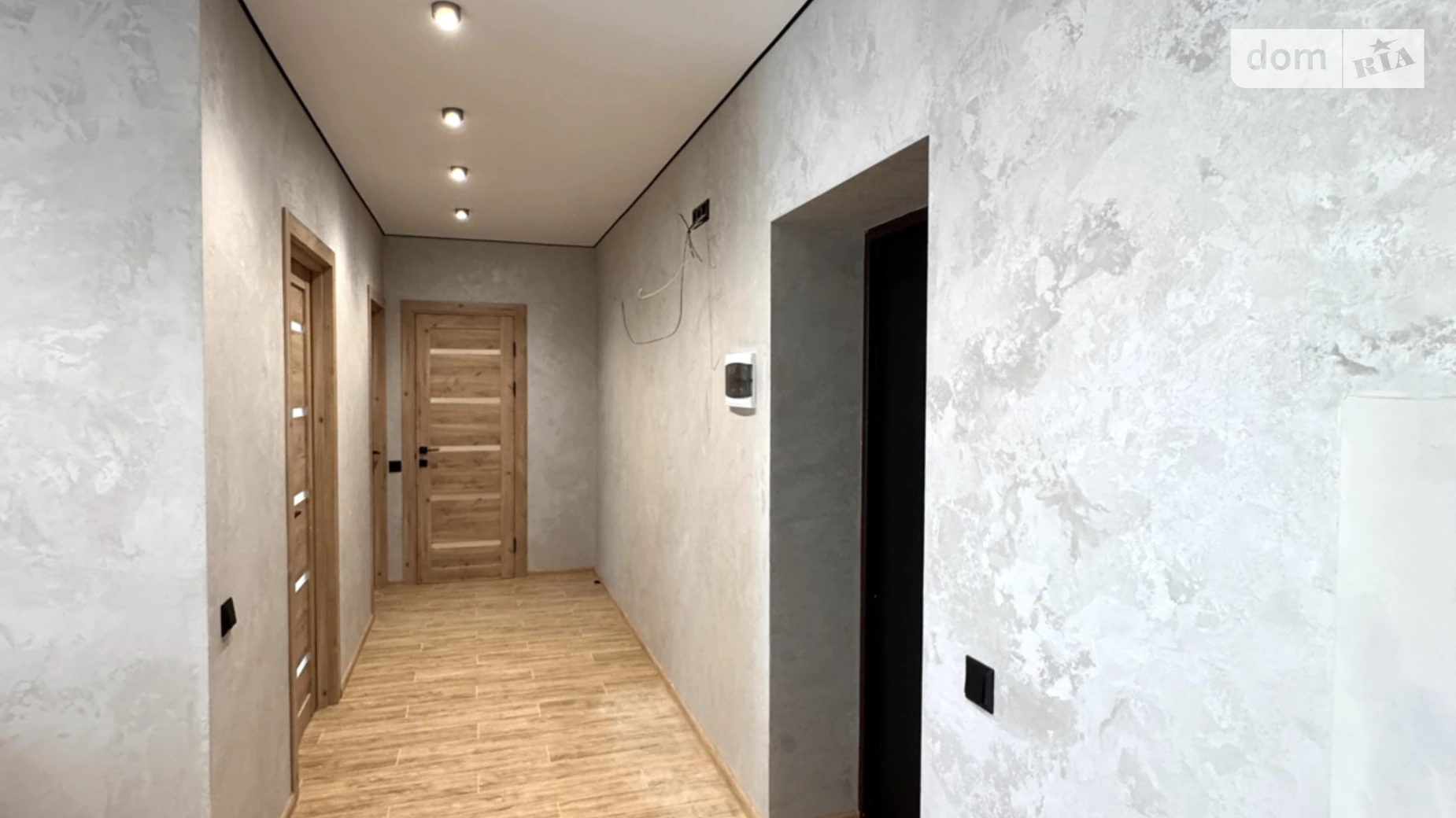 Продается 2-комнатная квартира 60 кв. м в Гостомеле, ул. Молодежная, 11/5 - фото 5