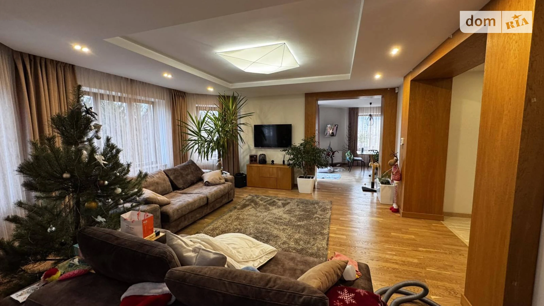 Продается дом на 2 этажа 313.5 кв. м с террасой, цена: 270000 $ - фото 3