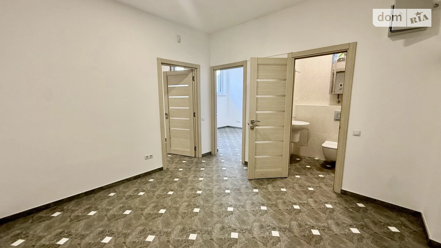 Продається приміщення вільного призначення 39.6 кв. м в 10-поверховій будівлі, цена: 44000 $ - фото 3