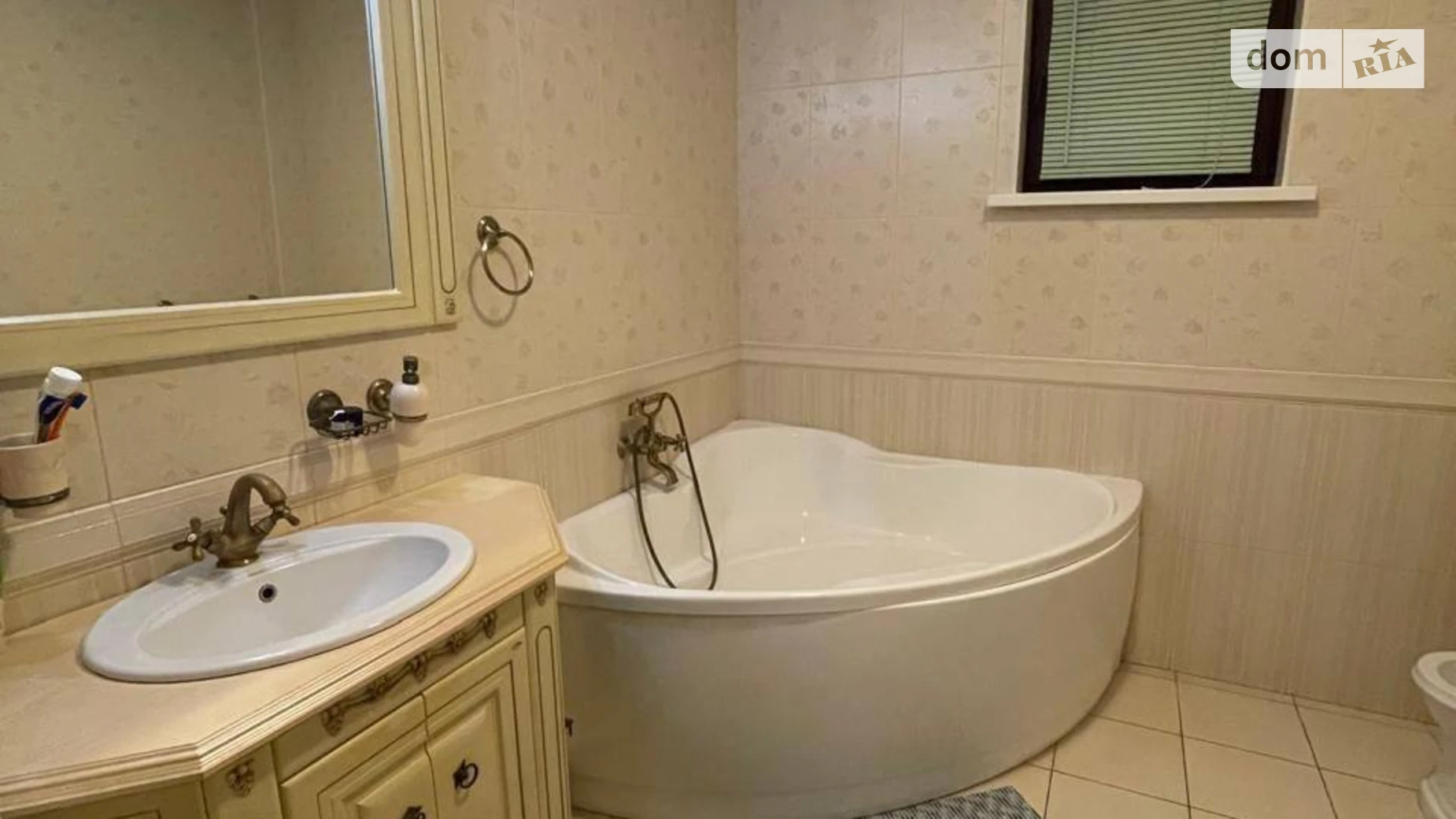 Продается одноэтажный дом 131.3 кв. м с садом, цена: 165000 $ - фото 5