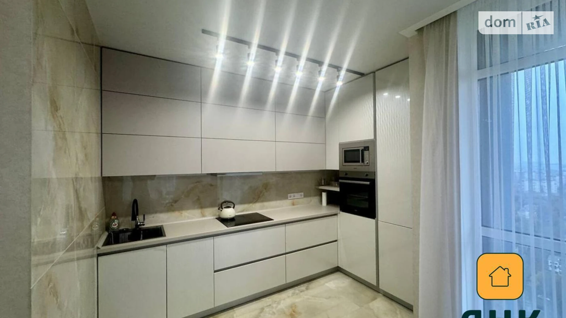 Продається 2-кімнатна квартира 64 кв. м у Одесі, вул. Академіка Філатова, 2 корпус 2 - фото 2