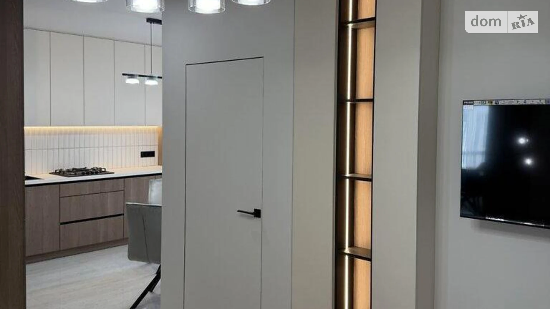 1-комнатная квартира 45 кв. м в Тернополе, ул. Репина - фото 2