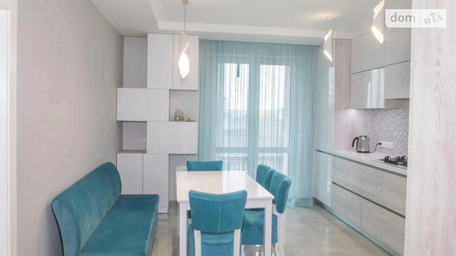 Продается 3-комнатная квартира 95 кв. м в Львове, ул. Венгерская, 12 - фото 2