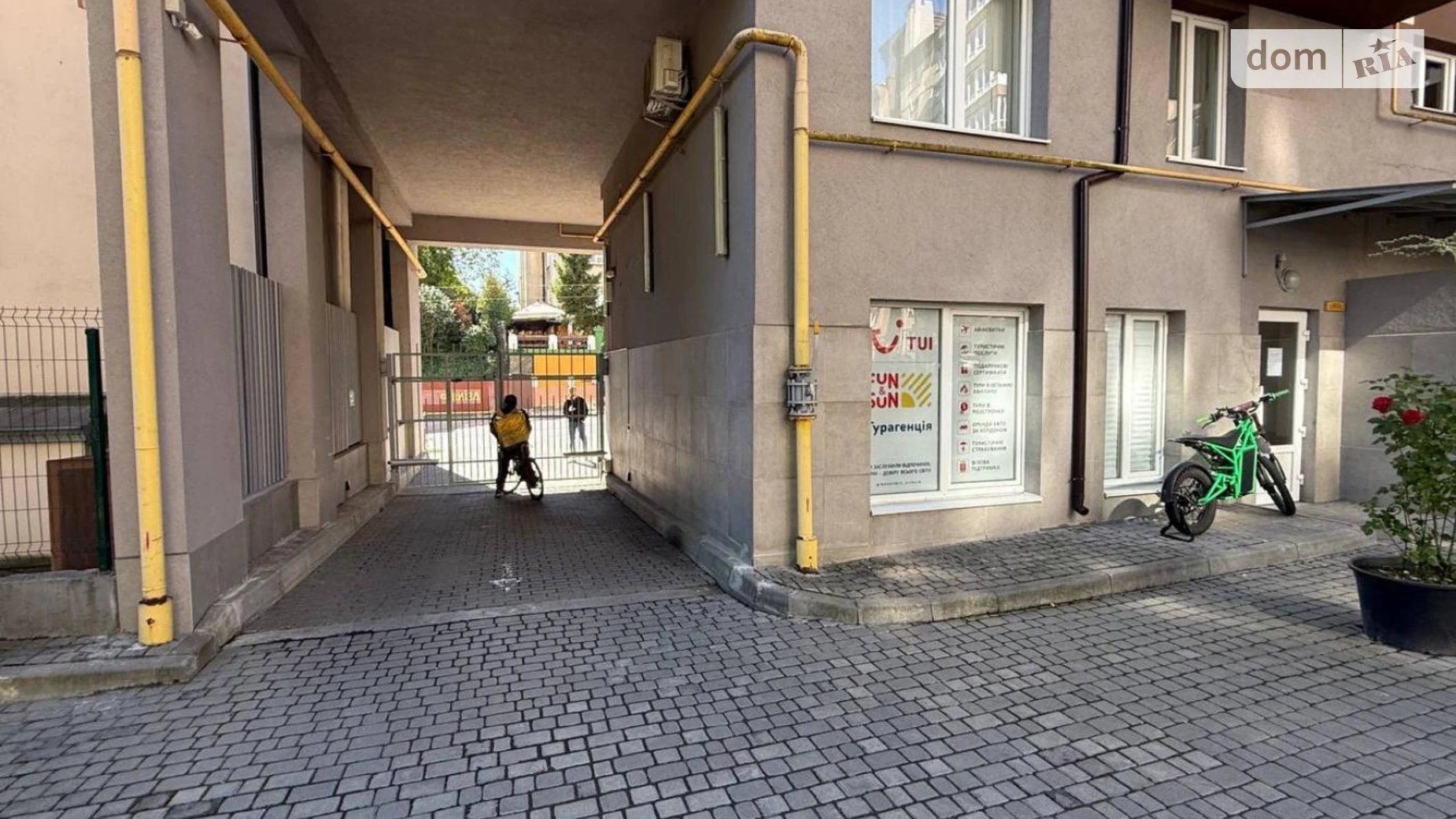 Продается офис 21.5 кв. м в бизнес-центре, цена: 39000 $ - фото 2