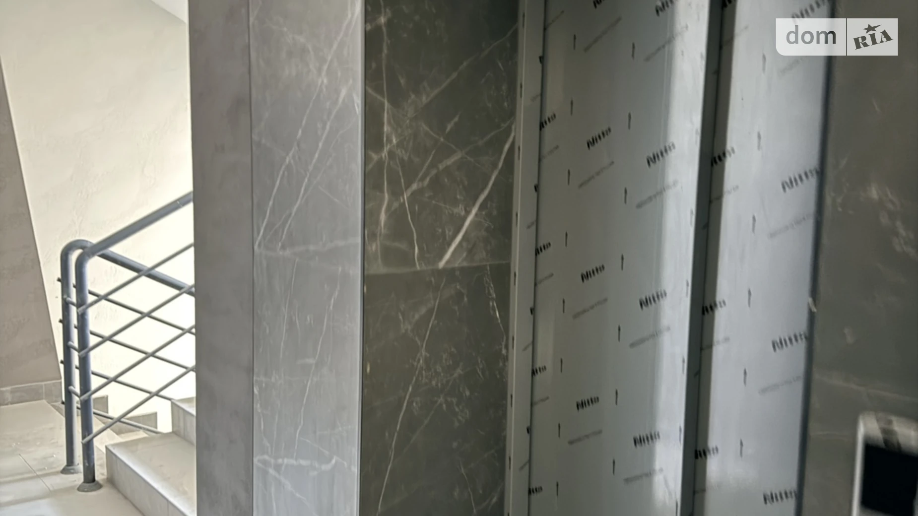 Продается 1-комнатная квартира 43 кв. м в, цена: 41800 $ - фото 5