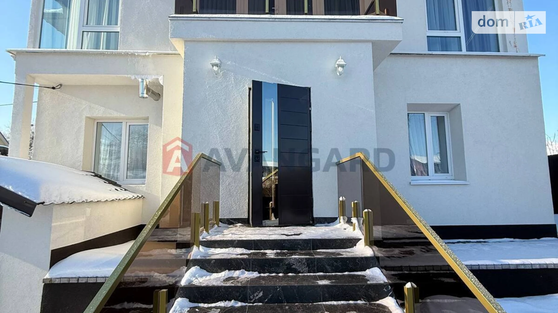 Сдается в аренду дом на 2 этажа 200 кв. м с балконом, цена: 2700 $ - фото 2