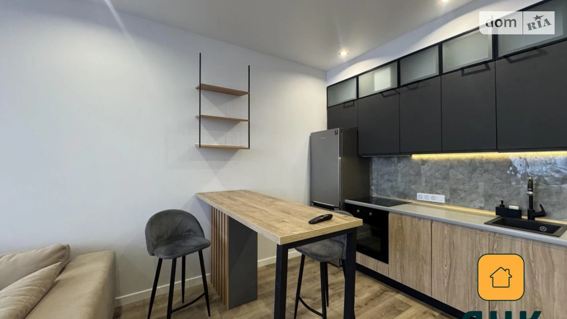 Продается 1-комнатная квартира 58 кв. м в Одессе, бул. Французский, 26 - фото 2