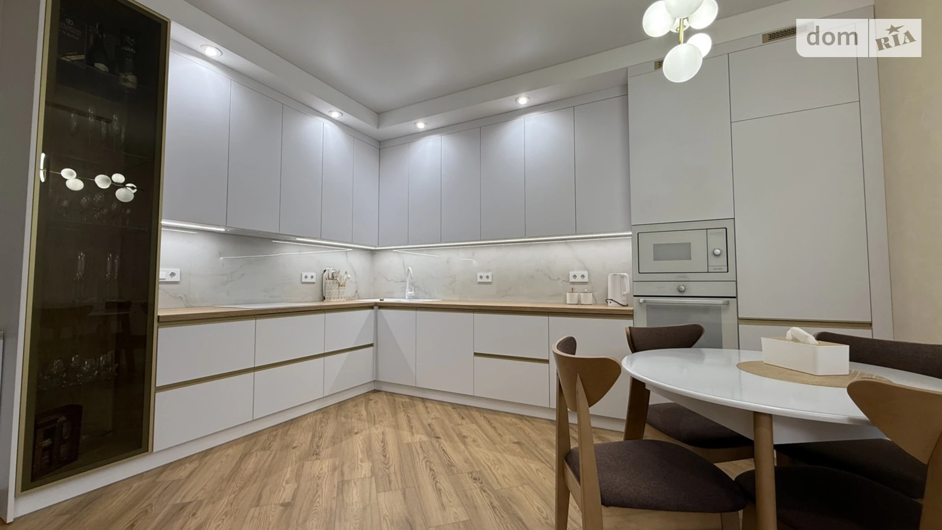 Продается 2-комнатная квартира 91.7 кв. м в Хмельницком, ул. Подгорная, 34/2А - фото 2