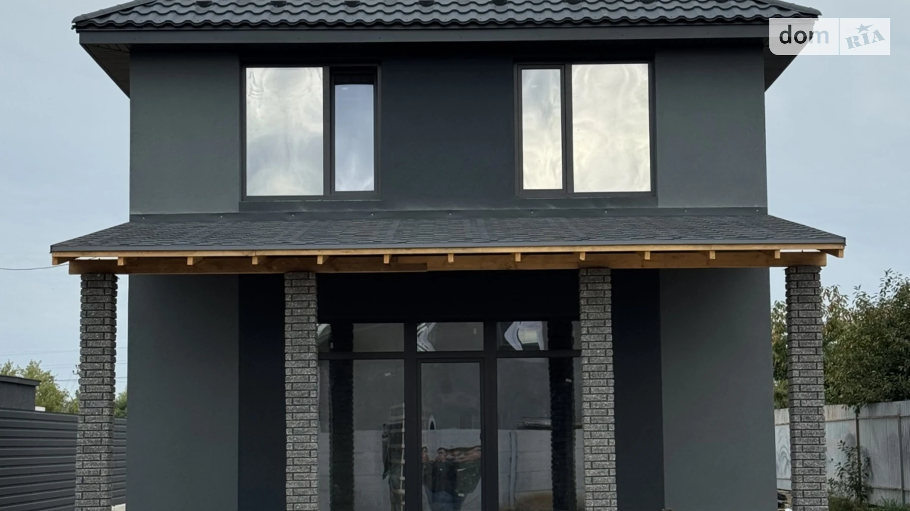 Продается дом на 2 этажа 134 кв. м с подвалом, цена: 125000 $ - фото 2