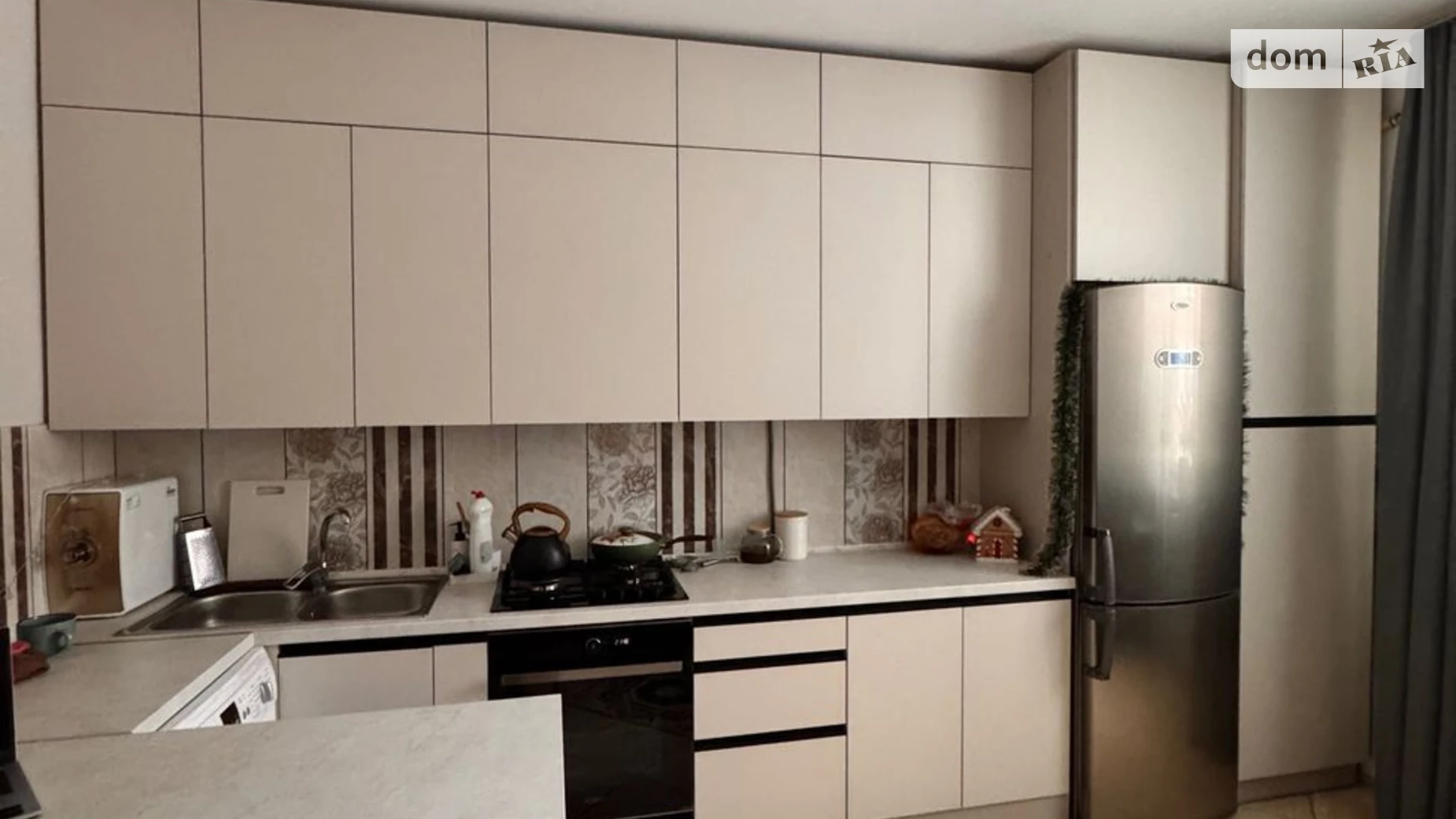 Продається 1-кімнатна квартира 60 кв. м у Львові, вул. Пулюя Івана, 40/11 - фото 3