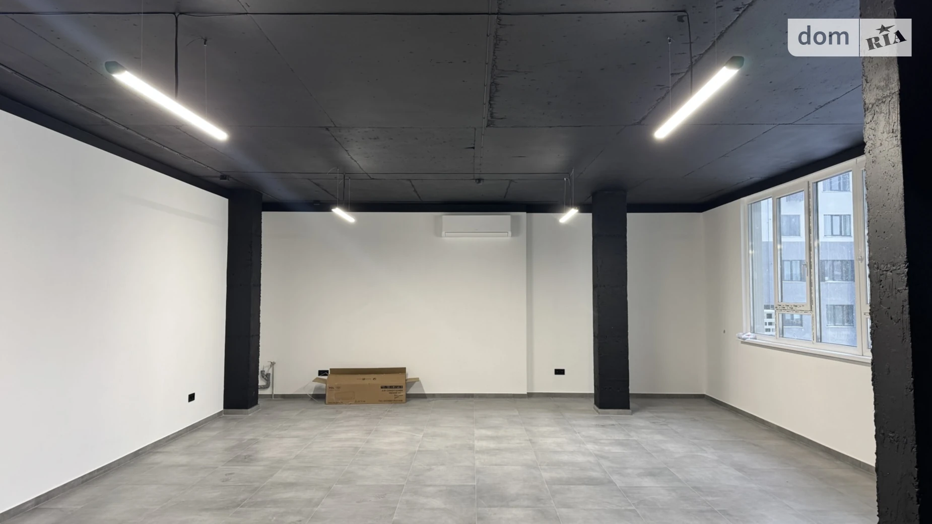 Сдается в аренду офис 76.1 кв. м в бизнес-центре, цена: 26635 грн - фото 4