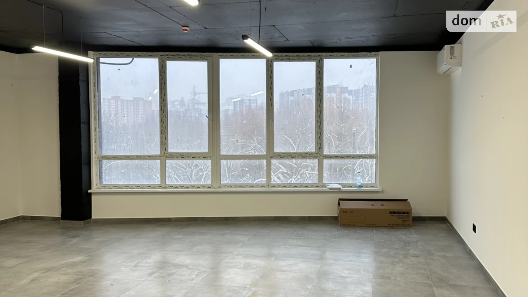 Сдается в аренду офис 111.8 кв. м в бизнес-центре, цена: 33540 грн - фото 2