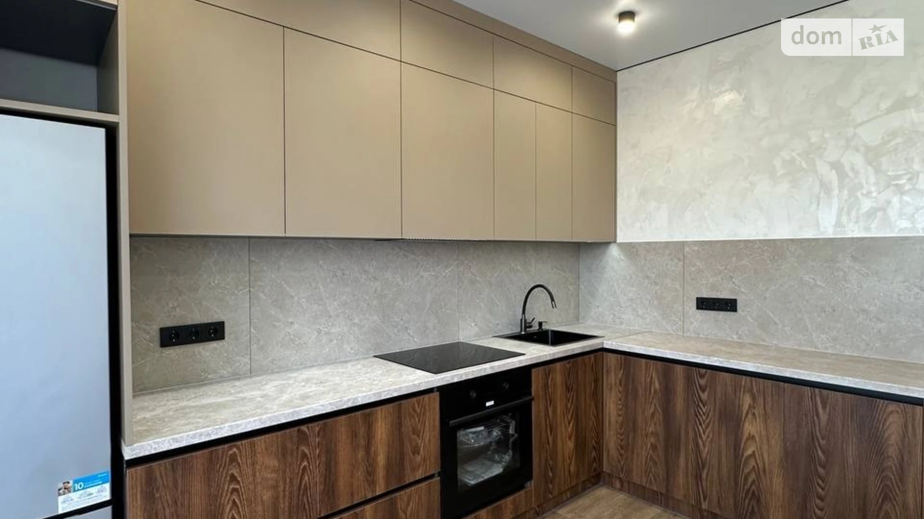 Продается 1-комнатная квартира 33.5 кв. м в Ровно, мас. Чаривный - фото 4